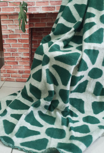 Одеяло 30 % шерсть жаккардовое Зеленые лучи